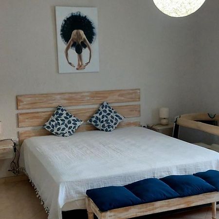 Sirokann Flic-en-Flacq Buitenkant foto